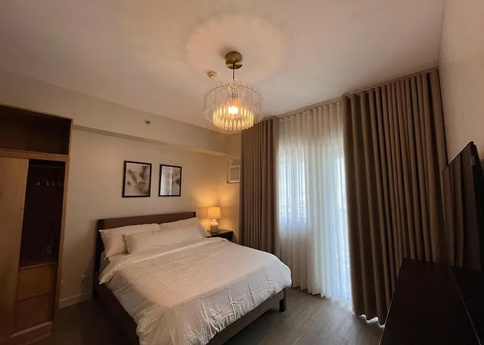 Apartment Luxurious 2-bedroom Furnished At Vista Shaw Manila