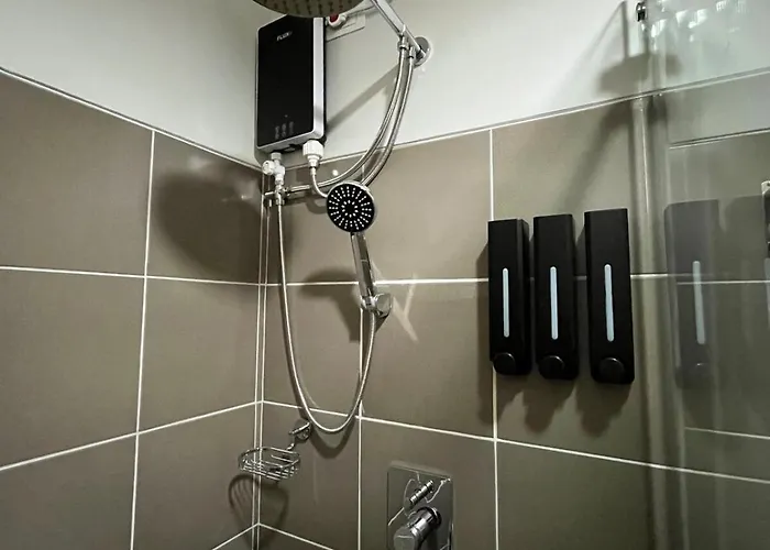 Luxurious 2-bedroom Furnished At Vista Shaw Apartment